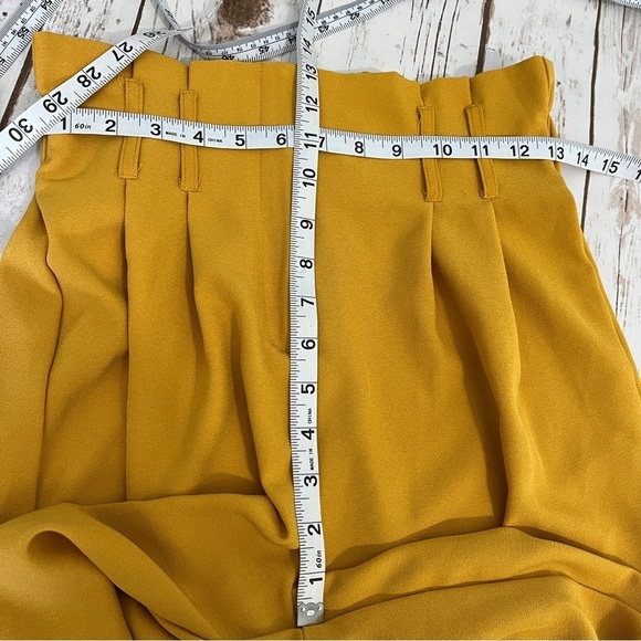Haute‎ Monde Mustard Yellow Ankle Pants Size Medium - Picture 6 of 13